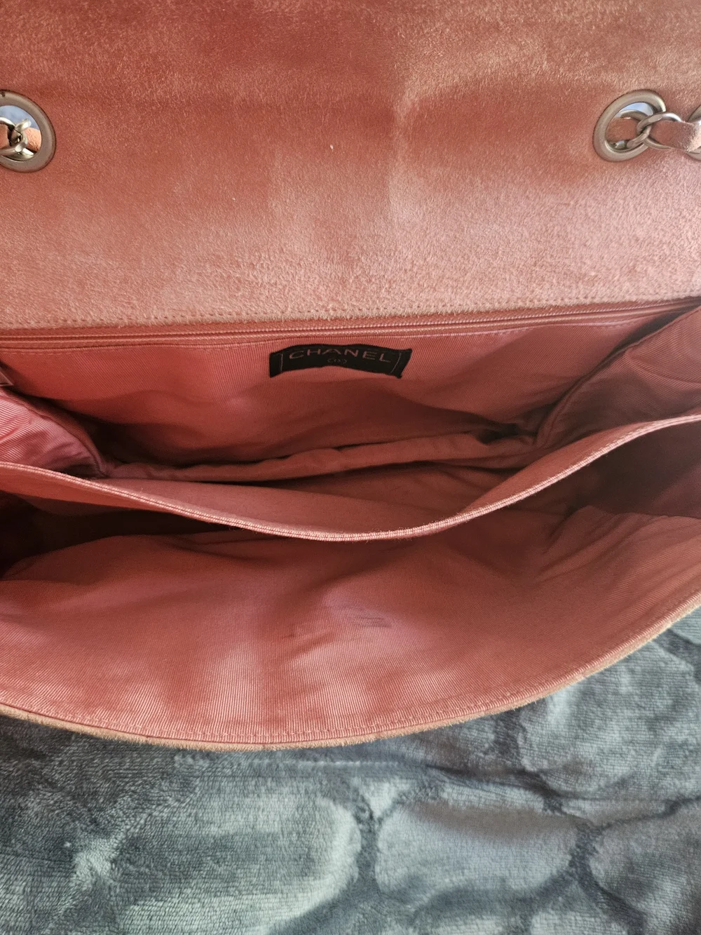 CHANEL 2.55 CHOCOLATE BAR FLAP- Pink Suede